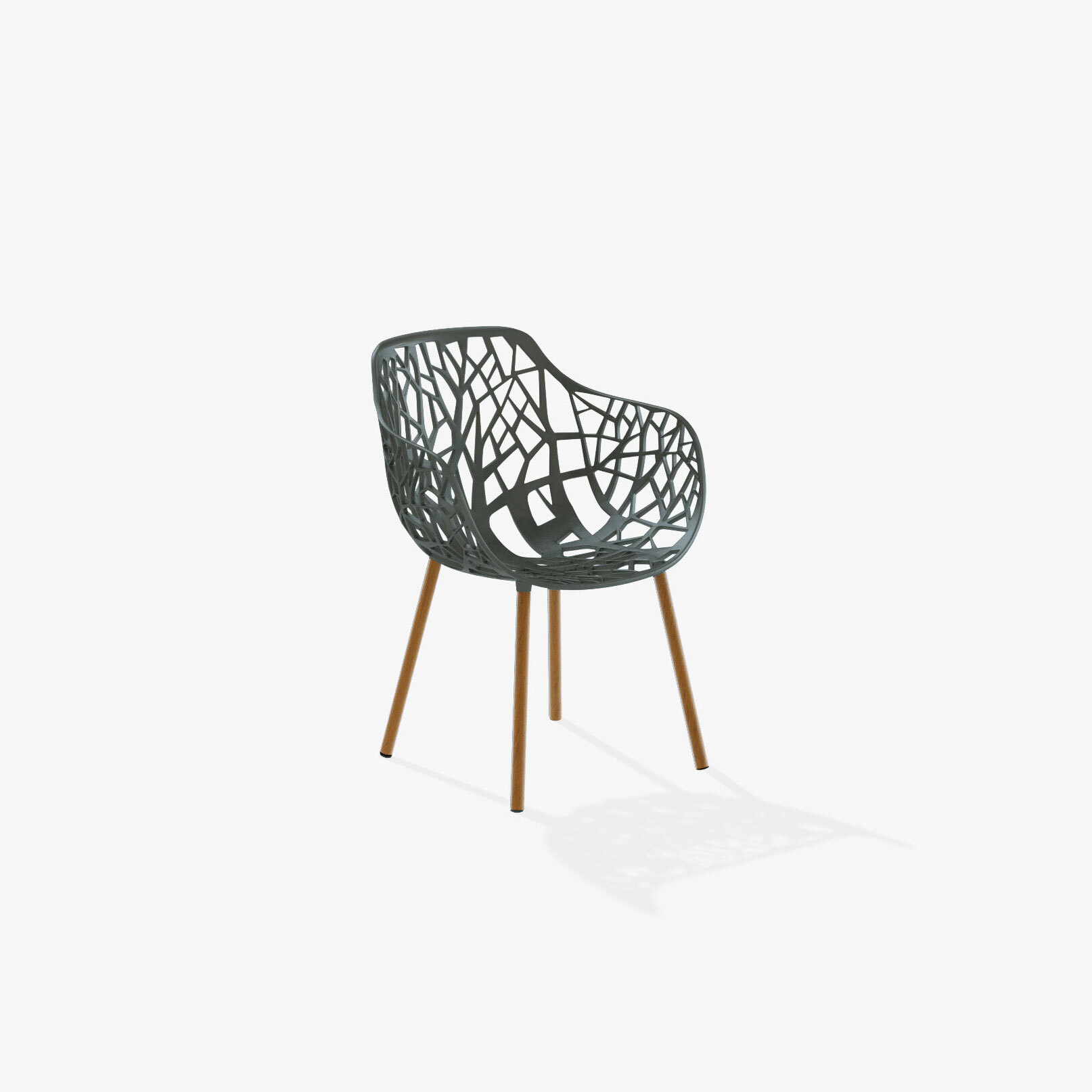 Forest | Poltroncina con gambe rivestite in Iroko