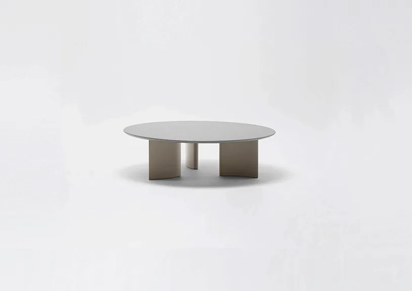 Naca | Tavolo basso tondo con piano in alluminio puntinato ø 80/138 x h 40 cm