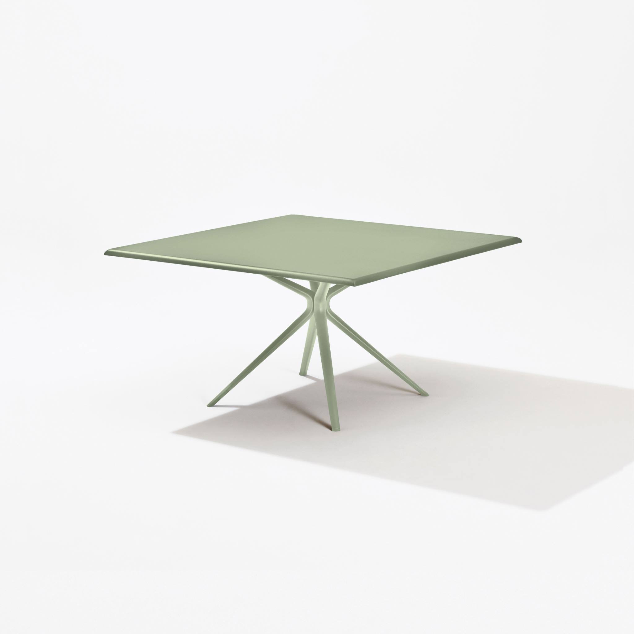 Moai | Square table
